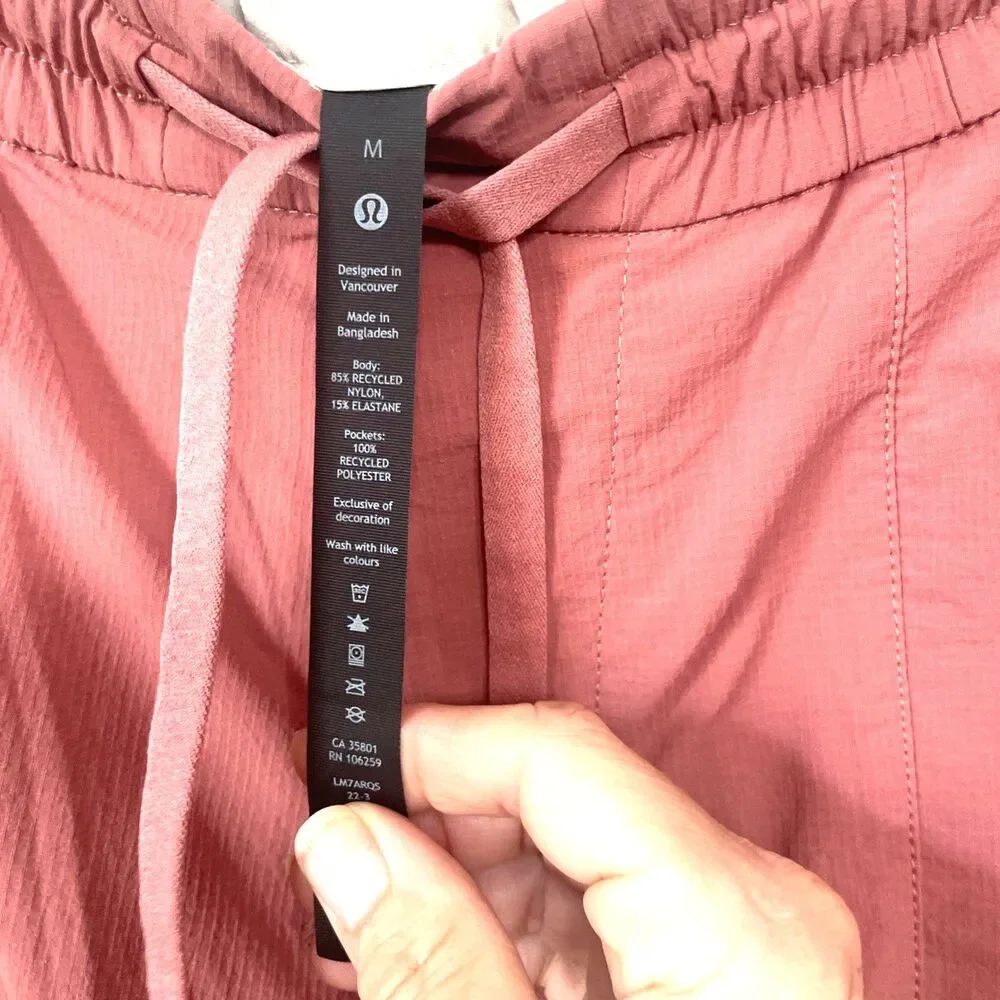 Lululemon Bowline 8